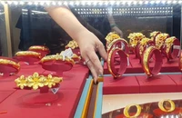 Vàng nhẫn 9999 áp sát vàng miếng, lập kỷ lục 164,5 triệu đồng/lượng