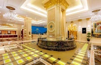 ​Giá vàng đắt đỏ, khách sạn 'cạy' vàng trang trí đem bán
