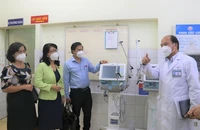Giảm thu nhập, 138 nhân viên y tế Bệnh viện Trưng Vương nghỉ việc