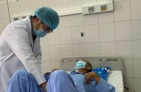 Báo động đỏ cứu sống bệnh nhân bị đâm thấu bụng, hoại tử 2 mét ruột