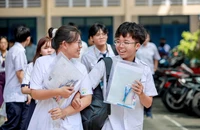 Thi tốt nghiệp THPT năm 2025: Đề các môn tự chọn
