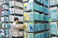 Thay vì lưu trữ bệnh án giấy như hiện nay, khi áp dụng hoàn toàn EMR, các BV sẽ lưu trữ hồ sơ, giấy tờ… trên môi trường số. Ảnh: DI LINH