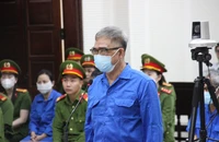 Cựu Giám đốc công an Đỗ Hữu Ca đã có mặt tại tòa