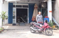 1 phụ nữ vào tiệm gội đầu trộm cắp tài sản