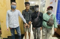 Bình Dương: Bị can truy nã đang uống cà phê cùng bạn gái thì bị bắt