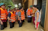 Thủ tướng về xã bị cô lập của Bắc Giang, kiểm tra công tác ứng phó mưa lũ