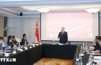 Tổng Bí thư lắng nghe kiến nghị, đề xuất của trí thức kiều bào tại Singapore