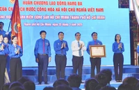 Thành Đoàn TP.HCM đón nhận Huân chương Lao động hạng Ba 