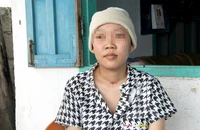 Nữ sinh mắc bệnh hiểm nghèo bị lừa hết tiền chữa bệnh