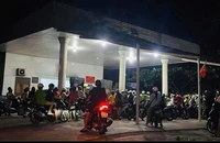 Đặc khu Phú Quý hết xăng dầu do thời tiết xấu