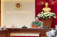 Trung tướng Mai Hoàng chủ trì họp báo cung cấp thông tin vụ nổ súng làm 2 người thương vong