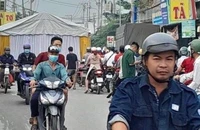 Có được dựng rạp cưới dưới lòng đường?