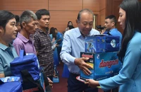 Đang diễn ra chương trình ‘Cùng ngư dân thắp sáng đèn trên biển’ tại Quảng Bình
