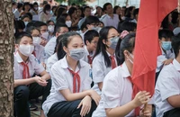 Dừng tuyển sinh lớp 6 trường THPT chuyên