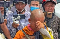 Ông Lê Anh Tú (Thích Minh Tuệ) tự nguyện dừng việc đi bộ khất thực