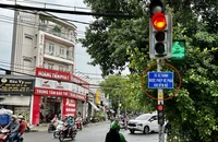 Mới: TP.HCM sẽ gắn biển phụ cho rẽ phải khi đèn đỏ ở nhiều vị trí 