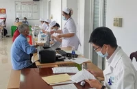Nhiều bệnh nhân rất lo lắng vì điều trị tán sỏi bằng... máy hỏng