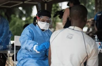 Dịch Ebola diễn biến phức tạp, Việt Nam siết chặt giám sát từ cửa khẩu
