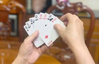 Đừng dại cho khách mượn nhà đánh bài ngày Tết