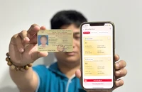 Tích hợp GPLX trên VNeID nhưng bị mất bản cứng, có cần xin cấp lại bằng không?