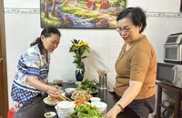 Bữa cơm chiều cuối năm là khoảnh khắc đoàn viên