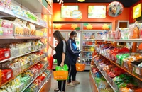 Bán rẻ để hút khách: 'Giá phễu' và những rủi ro pháp lý tiềm ẩn cho doanh nghiệp