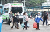 Người lao động có được dùng phép năm để "nghỉ nối' kỳ lễ?