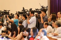 Tự ý chia sẻ thông tin từ báo chí lên mạng xã hội: Coi chừng bị phạt đến 30 triệu đồng!