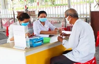 Hưởng lương hưu nhưng vẫn đi làm, có phải đóng BHXH?