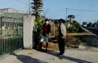 Cố ý gây thương tích vì nghi trộm gà