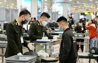Lý do đường bay quốc tế vẫn chưa nhộn nhịp