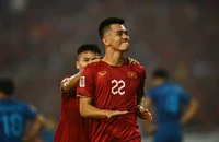 Hòa hú hồn ở sân Mỹ Đình