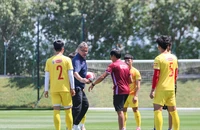 Lợi và hại của thầy trò HLV Troussier ở SEA Games 32