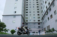Chỉ thu hồi đất ở khi đã bàn giao nhà tái định cư