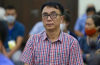 Bất nhất trong lời khai 'ông Trần Hùng nhận 300 triệu'