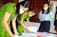 Phó chủ tịch huyện bị truy tố vì cấp khống sổ hồng