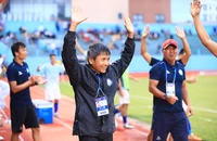 Khánh Hòa mất tướng và cái khó “bó” cái khôn ở V-League
