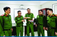Cảnh sát cơ động xây dựng 'quả đấm thép', tác chiến trên không