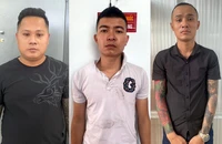 Tuấn (bìa trái) cùng đồng phạm vừa bị bắt. Ảnh: Công an cung cấp