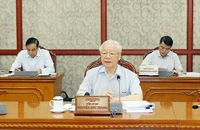 Tổng bí thư Nguyễn Phú Trọng chủ trì họp Bộ Chính trị sáng 10-9.