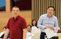 Từ trái qua: Người phát ngôn Bộ Công an - Trung tướng Tô Ân Xô và Thứ trưởng Bộ Nội vụ Trương Hải Long tại cuộc họp báo. 