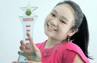 Giây phút Hoàng Lam đăng quang quán quân “Tài năng ca hát dòng nhạc trẻ”.