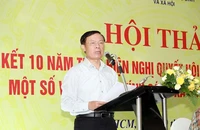 Ông Phạm Văn Linh, Phó Chủ tịch Hội đồng Lý luận Trung ương, phát biểu tại hội thảo.