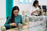 Trong hai tuần vừa qua, Ngân hàng Nhà nước liên tiếp điều chỉnh lãi suất.