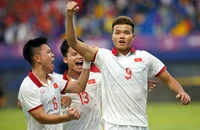 Văn Tùng lại mở tỉ số cho U-22 Việt Nam.
