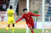 Bích Thùy ghi bàn ở phút 24.