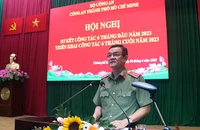 Thiếu tướng Lê Hồng Nam, Giám đốc Công an TP.HCM, phát biểu tại hội nghị.
