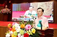 Bí thư Thành ủy Hà Nội Đinh Tiến Dũng tại cuộc đối thoại sáng 9-8.