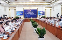 Chủ tịch HĐND TP.HCM Nguyễn Thị Lệ chủ trì phiên giải trình.