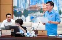 Ngày 17-10, Tổng Thư ký Quốc hội, Chủ nhiệm Văn phòng Quốc hội Bùi Văn Cường báo cáo về việc chuẩn bị kỳ họp thứ sáu Quốc hội khóa XV.